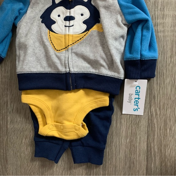 NWT Carters Three Piece Baby Boy Newborn Set - Picture 4 of 6